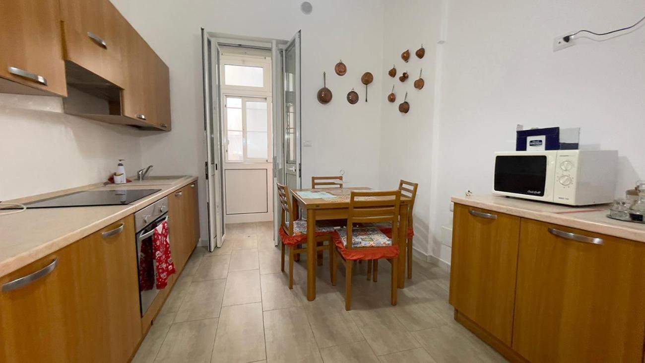 Nonna Lisa Apartment Бари Екстериор снимка