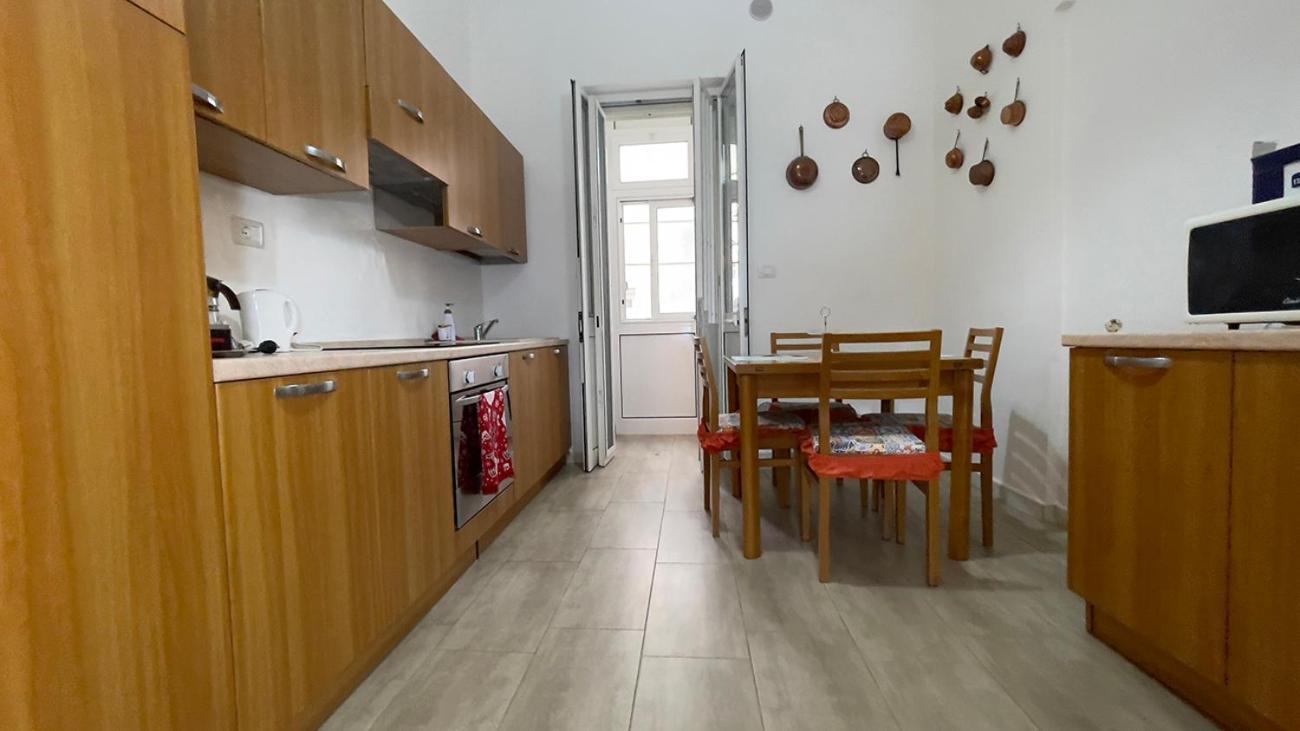 Nonna Lisa Apartment Бари Екстериор снимка